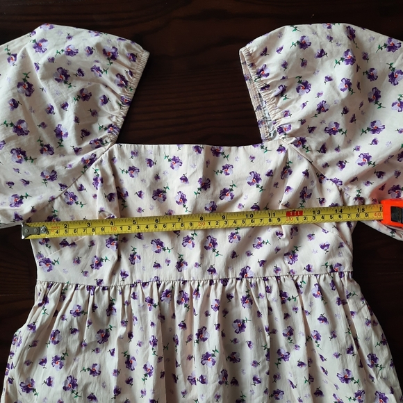 NWT Floral puff sleeves square neck dress XS - Picture 5 of 9